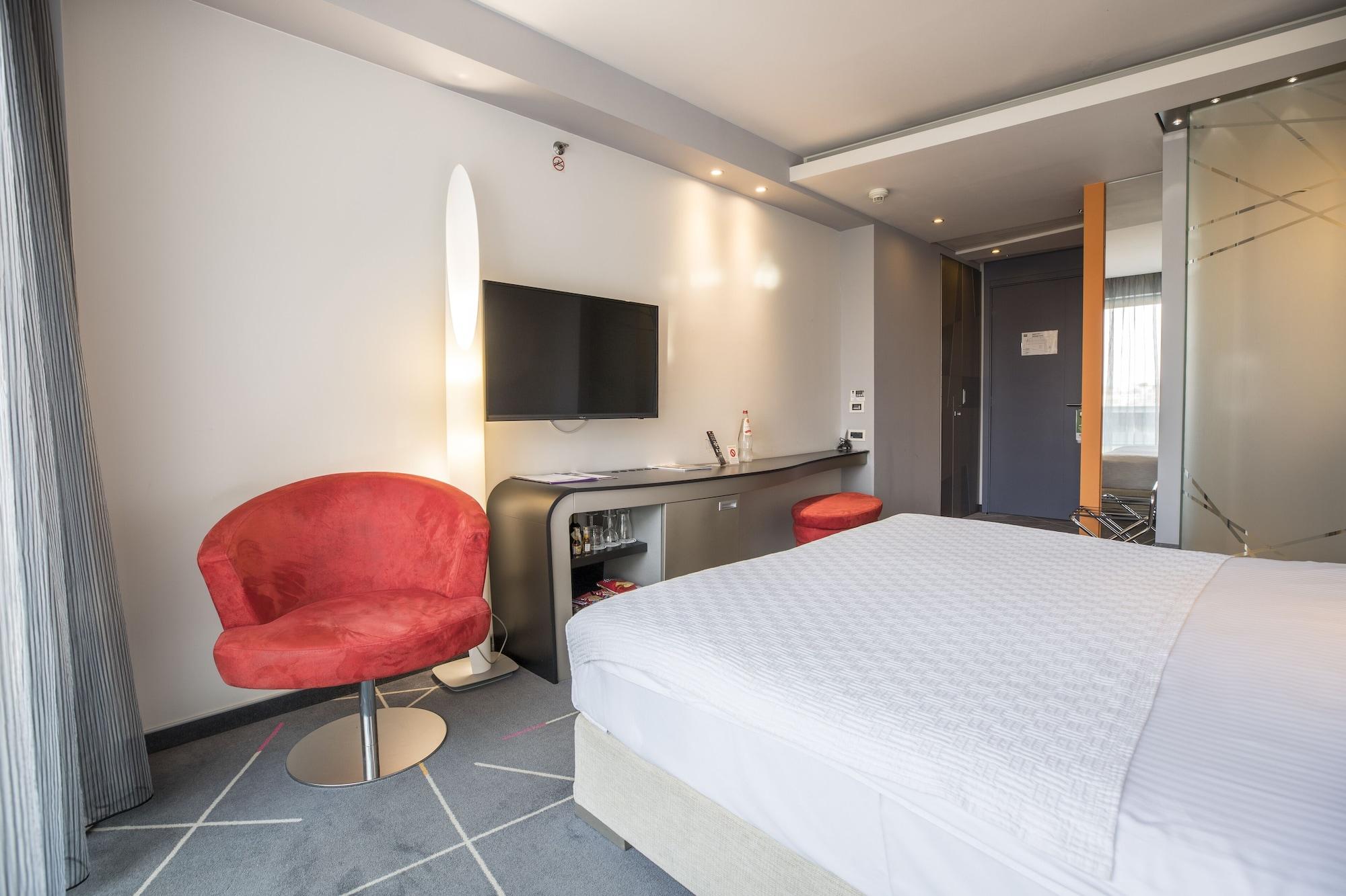 Golden Tulip Zira Belgrade Otel Dış mekan fotoğraf