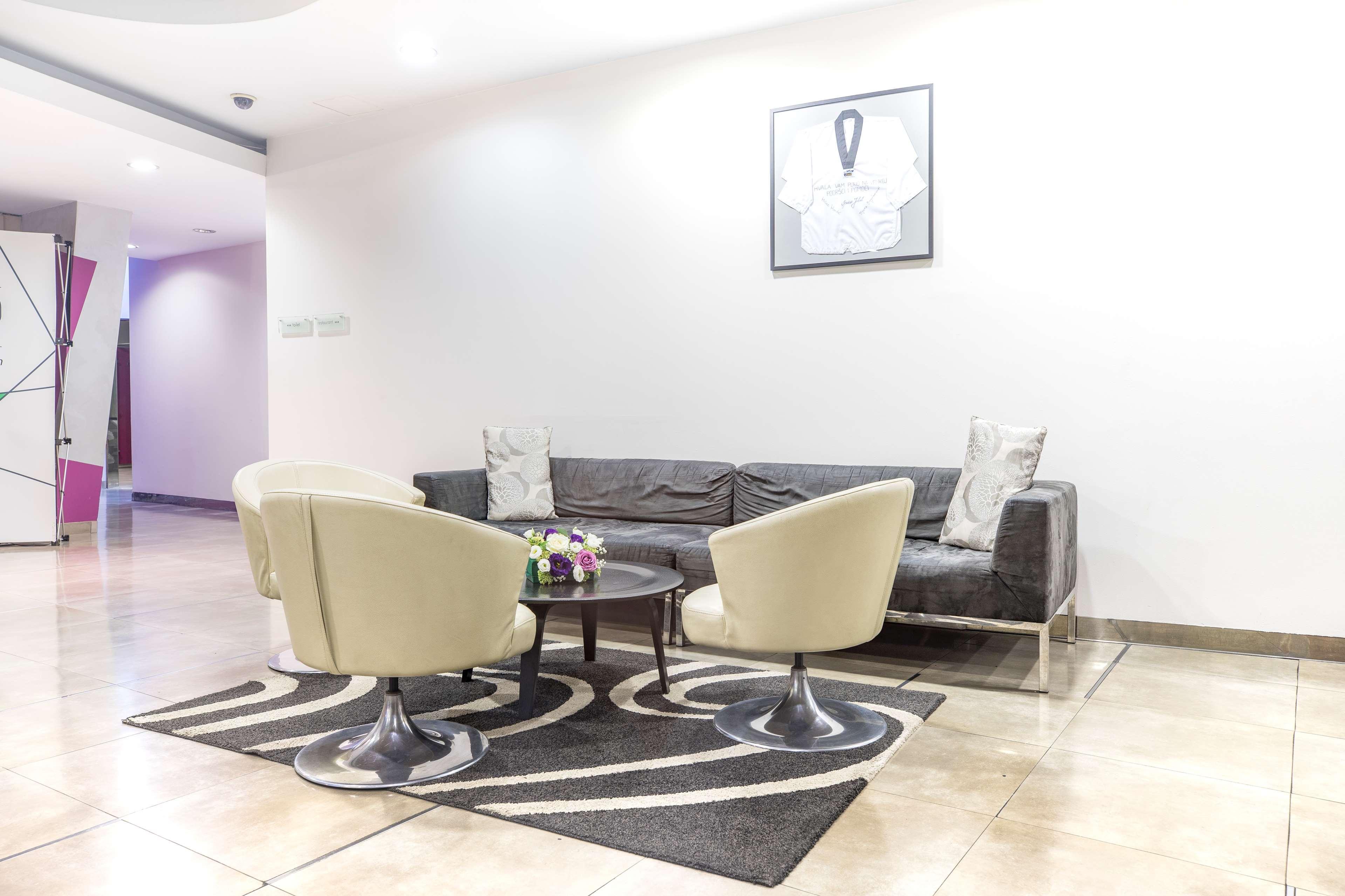 Golden Tulip Zira Belgrade Otel Dış mekan fotoğraf