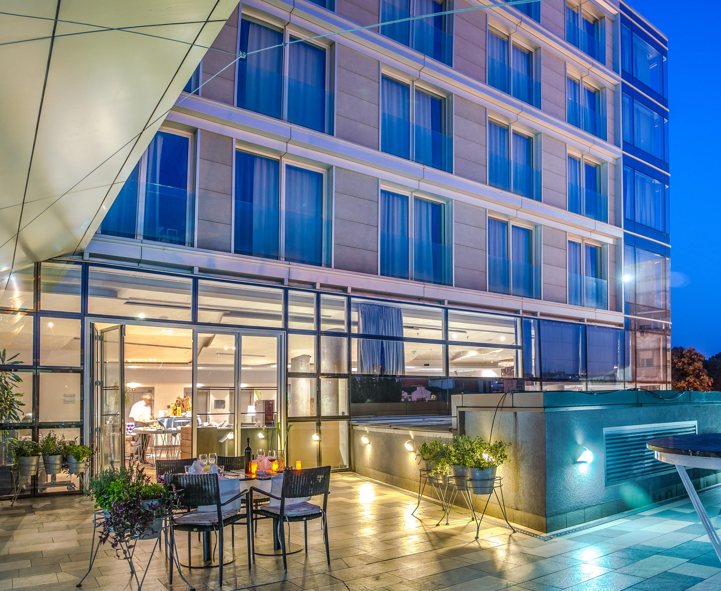 Golden Tulip Zira Belgrade Otel Dış mekan fotoğraf